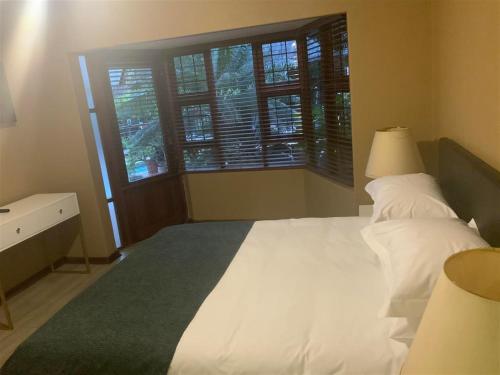 Marina Views Guesthouse Room Type - Queen Room