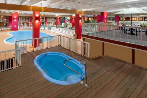 Quality Inn & Suites - image 8