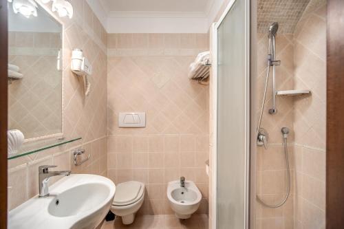 Nakissa Inn – Rome