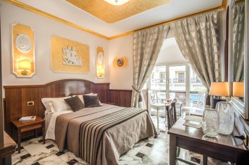Nakissa Inn, Rome