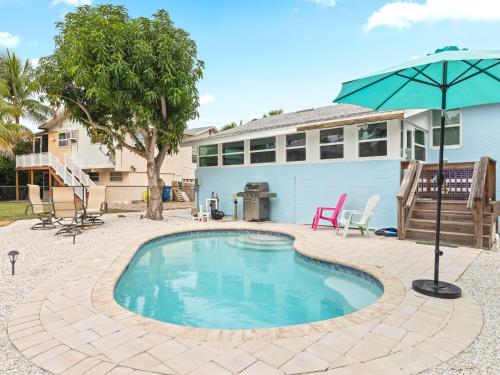 Mango Beach Manor 3 Bedrooms WiFI Sleeps 6 - main image