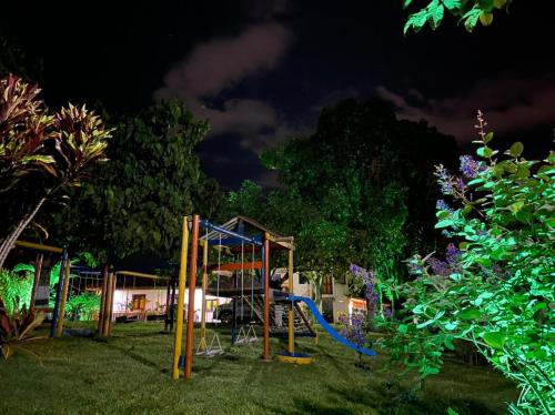 สนามเด็กเล่น, Finca La Colmena De Don Juaco in มอนเตเนโกร