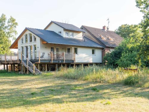 Holiday home with large balcony - Winsen Aller