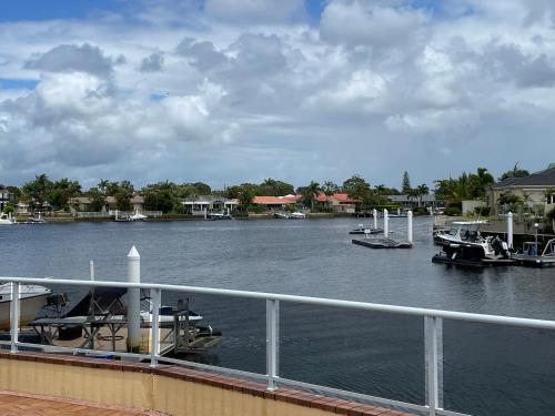 SPECTACULAR WATERFRONT Canal Home, BRIBIE ISLAND