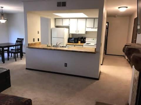 Yankton Trail/Tomar Park Apartments