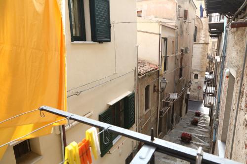 Apartment - Split Level image 2