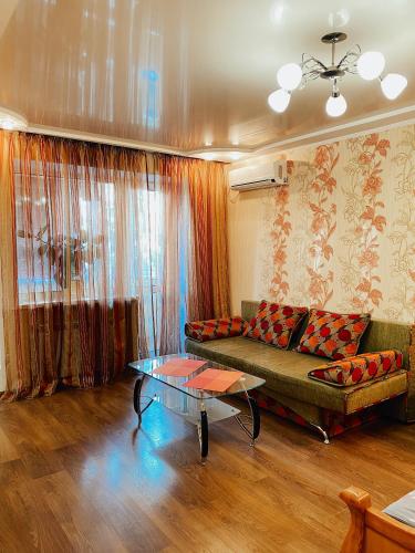 B&B Zaporiyia - Apartment - Sobornyi Prospekt 97 - Bed and Breakfast Zaporiyia
