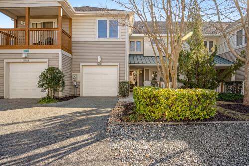 Sea Colony --- 56183 Pine Branch image