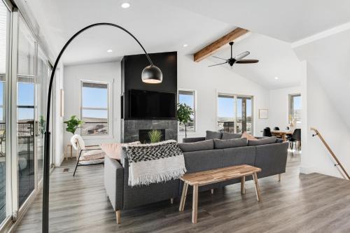 Blue Views Bungalow