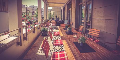 ห้องอาหาร, DAS HÜRNER (DAS HURNER) in อันสบัค