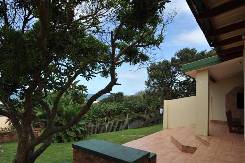 Facilities, Shore Breakers in Shelly Beach