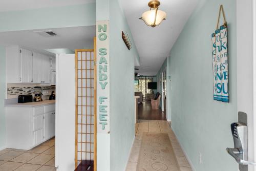 Deep Water Cove 204 - image 9