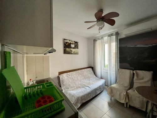 One-Bedroom Apartment image 10