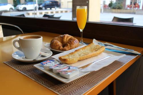 Hostal San Isidro in Tudela