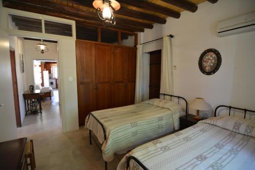 Elpida's Stone Houses - image 14