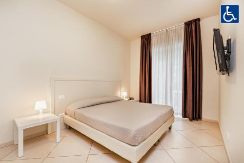 Hotel & Residence Exclusive - image 11
