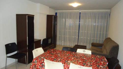 Apartment image 10