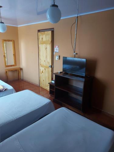 Quadruple Room image 6