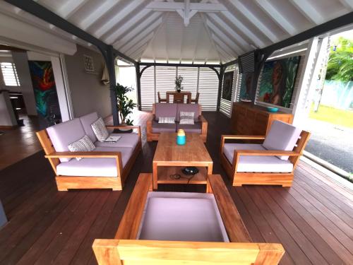 Magnifique Villa Domaine de Biglette in Baie-Mahault