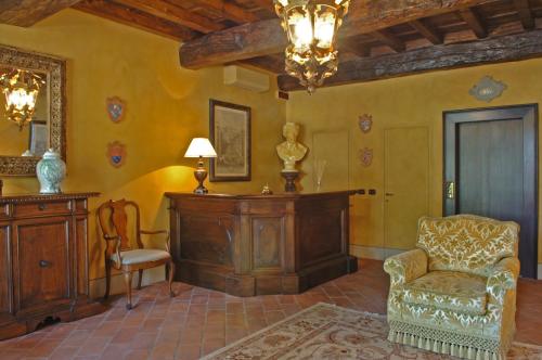 Vestabils, Hotel Torre di San Martino in Gazzola