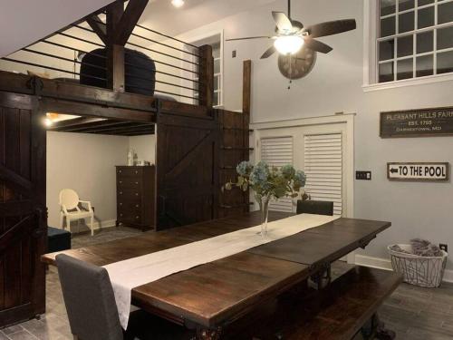 Pleasant Hills Farm Guest House