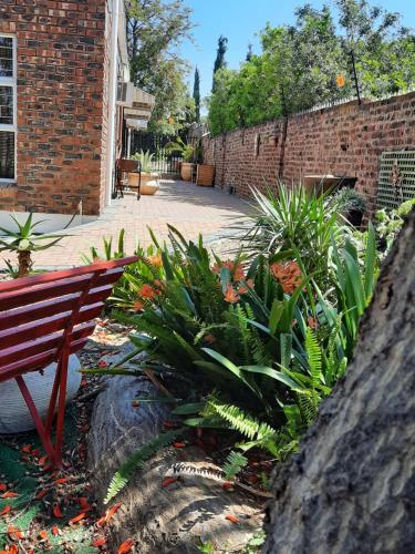 Coral Tree Guest Rooms in Worcester