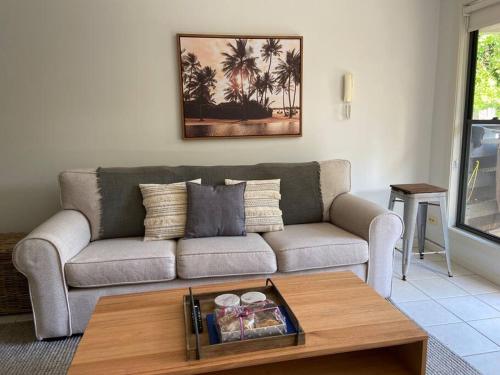 Coastal 2-bedroom townhouse / Close to everything