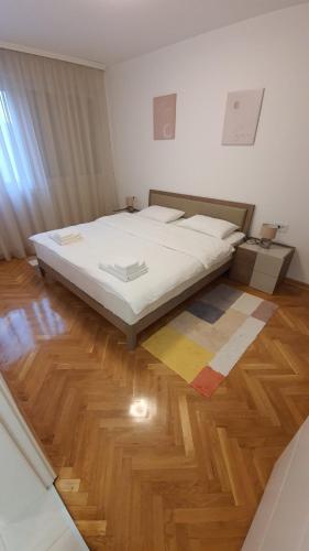 Apartman 8