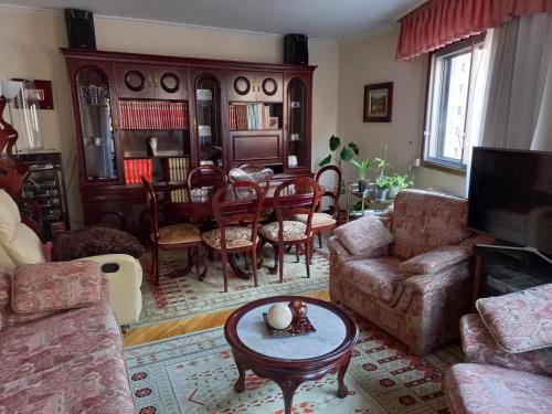  Fantastico piso, próximo a la estación de tren. in Vigo