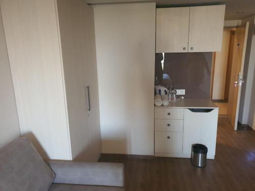 Weekend Address Managed By P.C Homes, Súrat (fotografie 7)