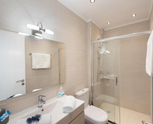 Waves Apartments Harmony Glyfada Corfu