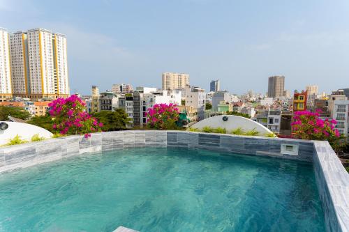 สระว่ายน้ำ, โรงแรมลาคาซา (La Casa Hotel) in เฟือง 2