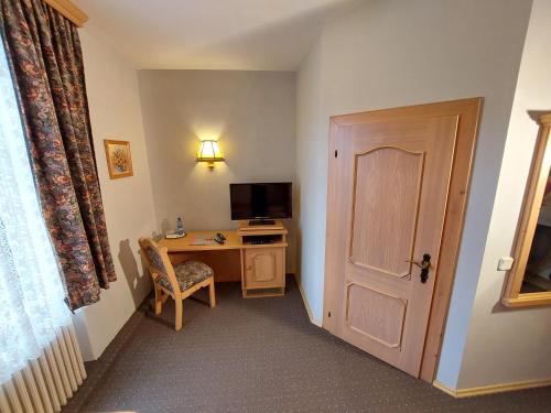 3 Raben - Leoben - Zimmer für Geschäftsreisende, Urlauber, Monteure und Handwerker, Polski Pensjonat Austria, Leoben (fotografie 8)