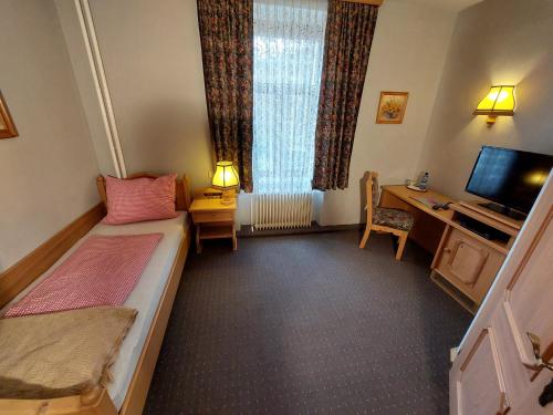 3 Raben - Leoben - Zimmer für Geschäftsreisende, Urlauber, Monteure und Handwerker, Polski Pensjonat Austria, Leoben (fotografie 9)
