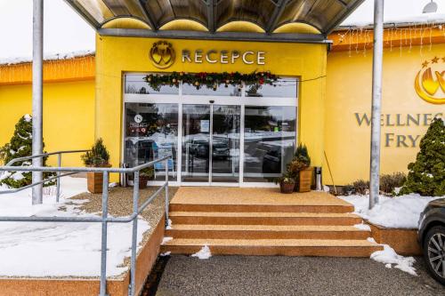 Bejárat, WELLNESS HOTEL FRYMBURK APARTMAN 502C in Frymburk