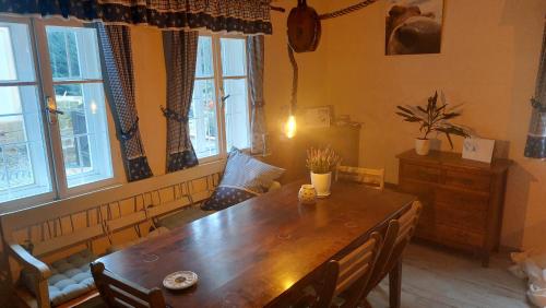 Iekārtas, Hlučov Lesní Chalupa (Hlucov Lesni Chalupa) in Kokorin