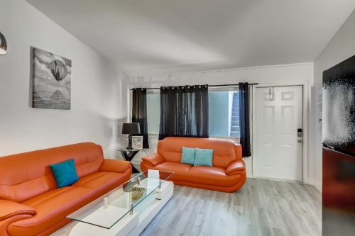 Coral Sands 1br/1ba Close 2 Beach!