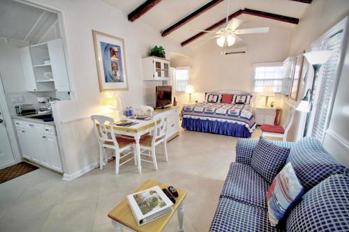 Cottages by the Ocean in Pompano Beach, USA