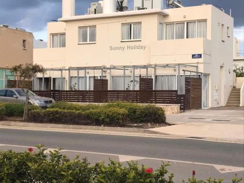 Sunny Holiday Apartments 5
