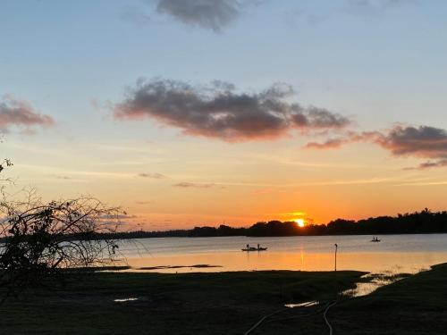 Yala Lake View Cabanas