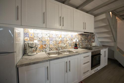virtuve, Oneiro Cottage in Klima (Magnisia)