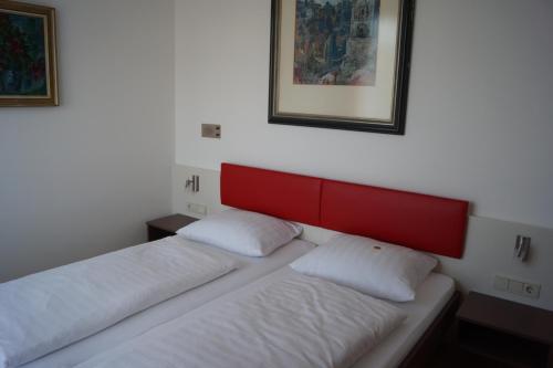 Suite 2