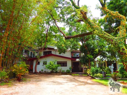 Saranga Holiday Inn - Wellawaya