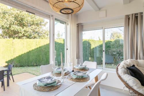 Létesítmények, Hola from Helios in Muntanya de la Sella