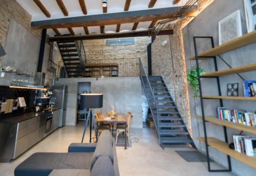  Increíble Loft de diseño en casco antiguo Amposta, Unterkunft in Amposta
