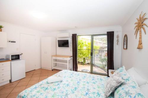 GORGEOUS STUDIO + 100M TO BEACH + POOL in otok sjeverni Stradbroke