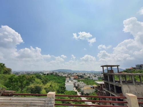 Nazaara House Homestay 3BHK WIFI HOTSTAR PRIME