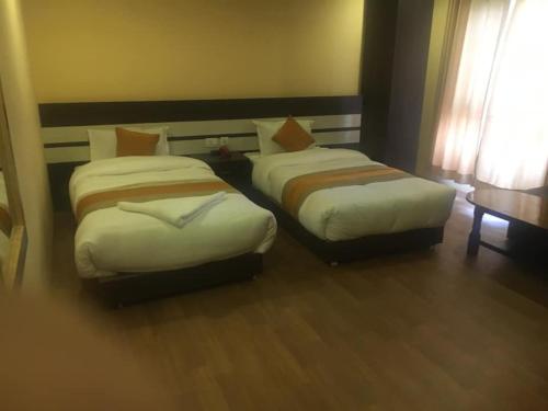 Hotel Dhaka Express