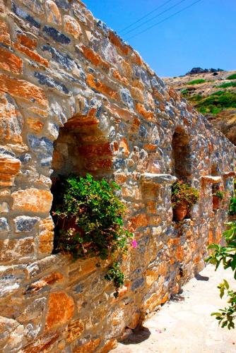 Thomas Apartments Katapola - Chora - image 3