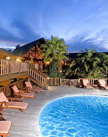 Viesnīcas āriene, Knysna Log-Inn Hotel - 3 & 4 Star in Kneisna